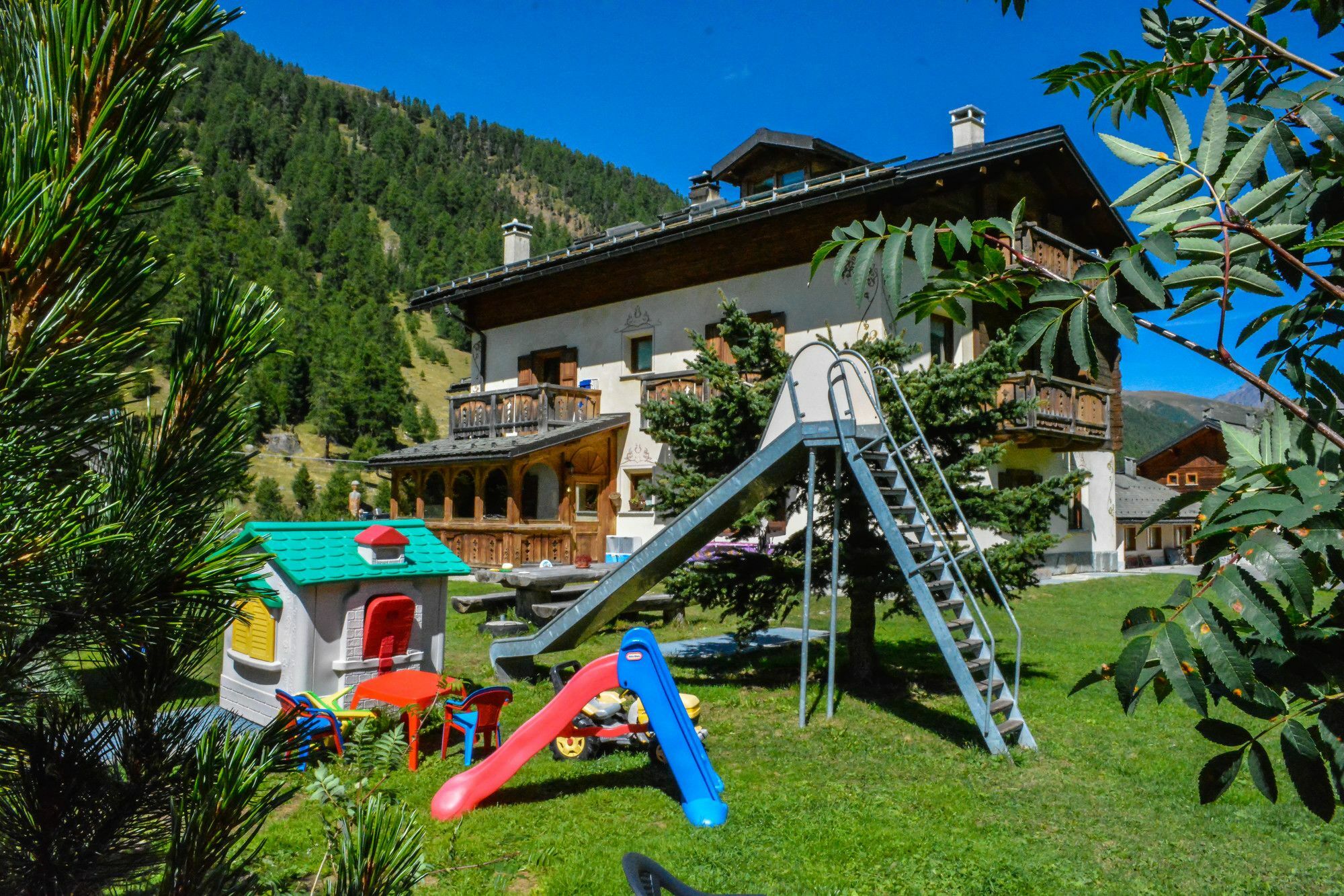 Chalet Cambra Livigno Buitenkant foto